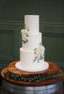 Ivory and green wedding cake